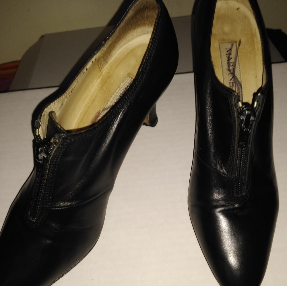 Martinez Valero ankle boot style heels